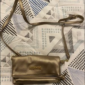 Kenneth Cole Reaction Crossbody